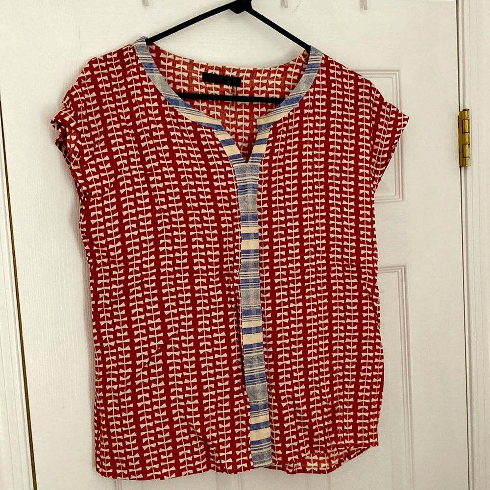 Light top